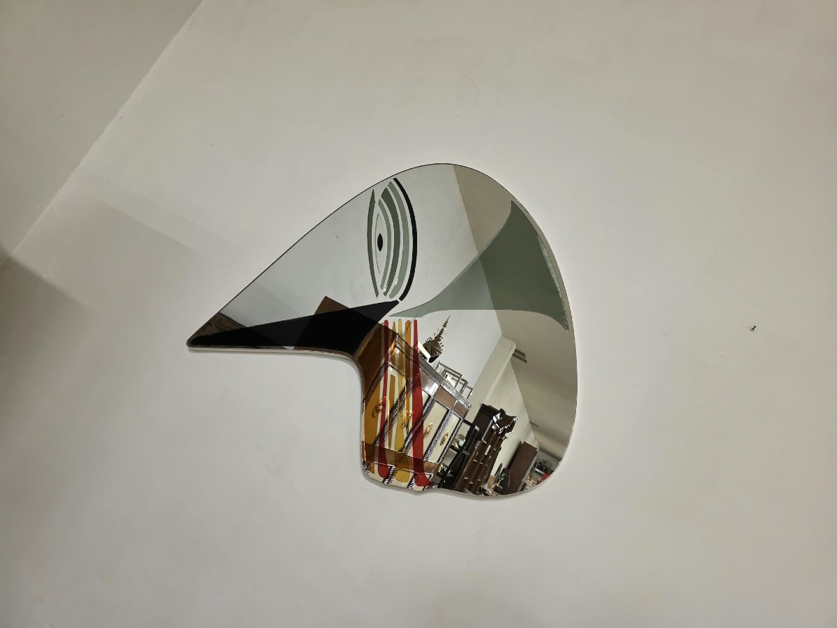 Miroir dessiné par Renata Boero pour Fiam-photo-4