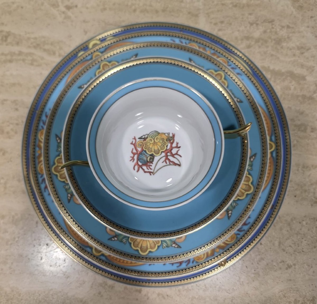 A 12-piece Dinner Set From Versace's Les Trésor Des La Mer Collection-photo-1