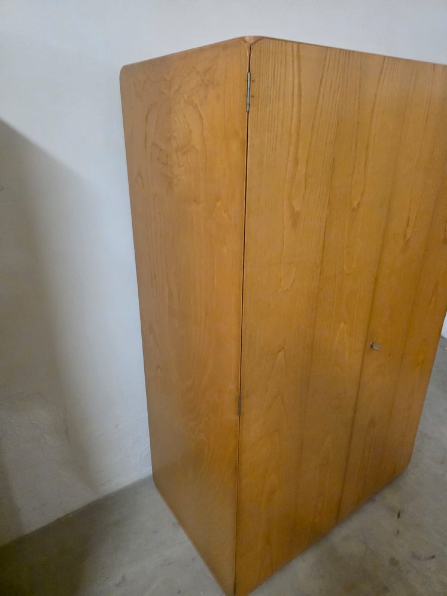 Armoire de la série Samara, conçue par Derk Jan De Vries pour Maisa.-photo-3