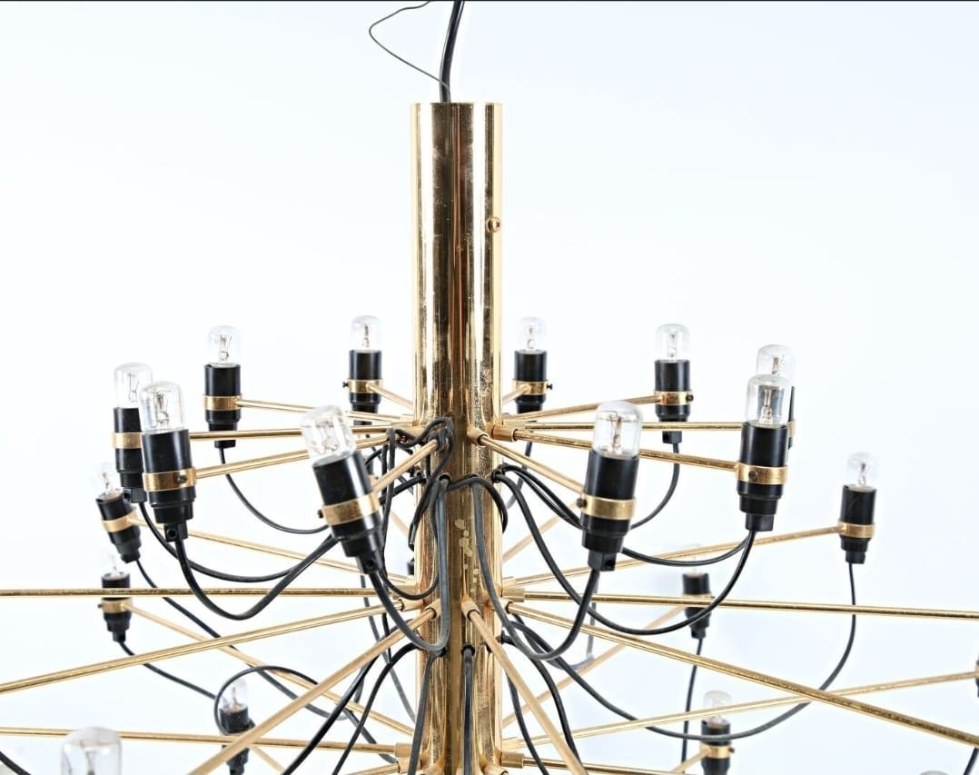 Pair Of Gilded Metal Chandeliers, Model 2097, Gino Sarfati (1912-1985) – Flos (brand)-photo-2