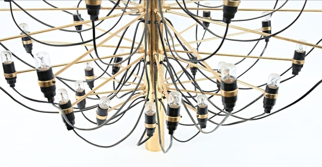 Pair Of Gilded Metal Chandeliers, Model 2097, Gino Sarfati (1912-1985) – Flos (brand)-photo-1