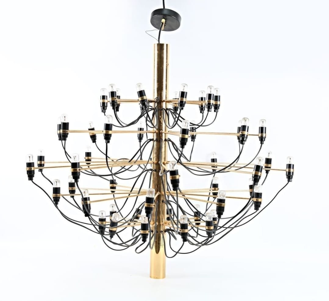 Pair Of Gilded Metal Chandeliers, Model 2097, Gino Sarfati (1912-1985) – Flos (brand)-photo-2