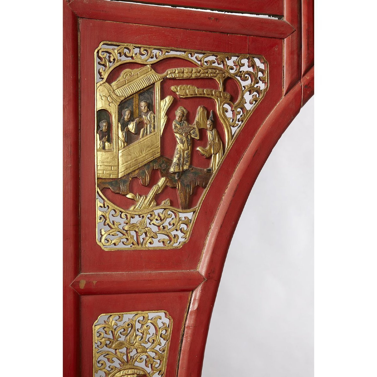 Large Four-poster Bed In Red And Gold Lacquered Wood, Decorated With Lacquered Panels. Chin-photo-1