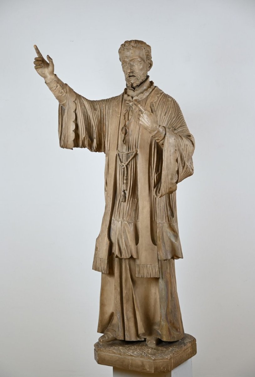 Grande sculpture en bois représentant un saint jésuite, signée Th. Koob, Anvers, XIXe siècle