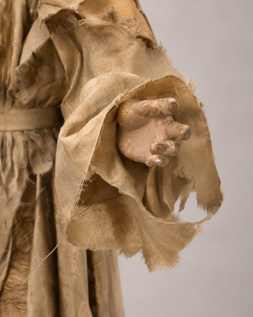 18th-century Neapolitan Nativity Madonna In Terracotta, Wood And Silk-photo-3