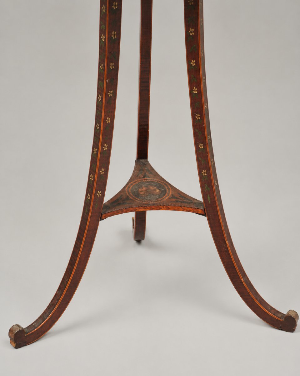 Table-pupitre anglaise en bois polychrome  Angleterre, fin du XVIIIe siècle-photo-3
