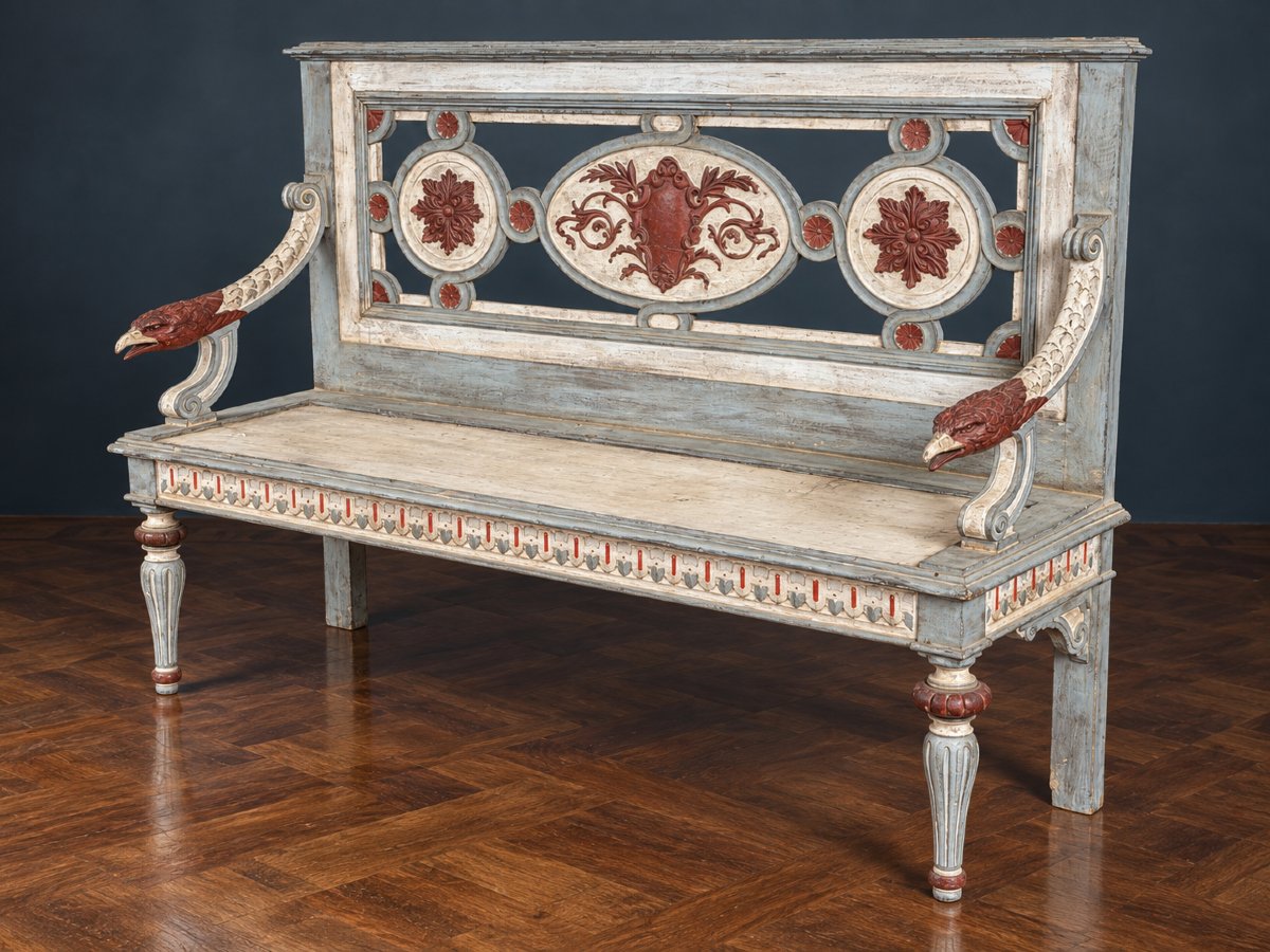Banquette en bois sculpté et peint, caractérisée par un riche décor goût néoclassique. XIXème-photo-1