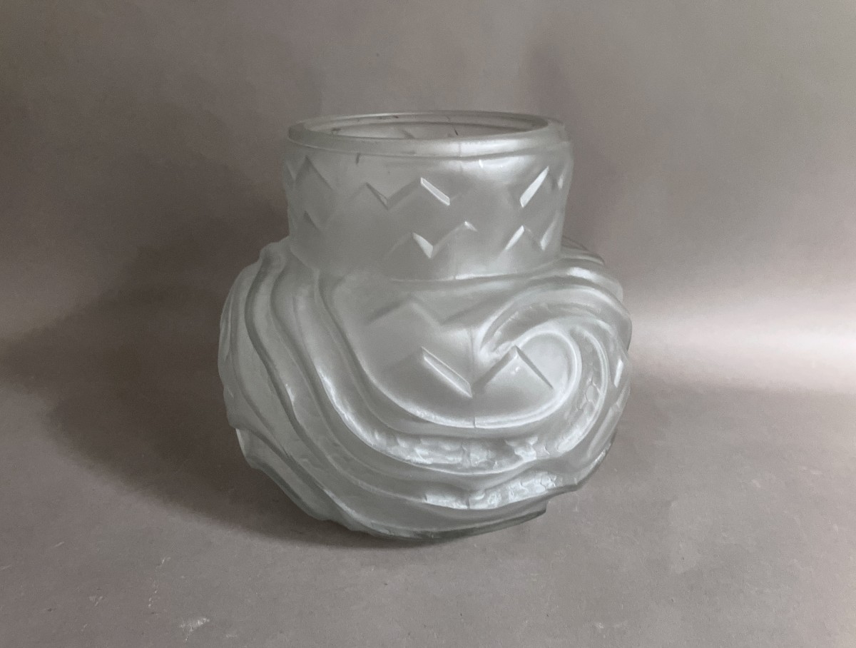 André Hunebelle et Roger Cognéville vase en verre modèle Vagues, Art Déco vers 1930-photo-3