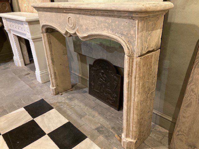 Limestone Fireplace, Early 19th Century-photo-4