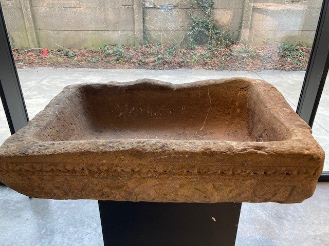 Early 17th Century Corner Sink-photo-3