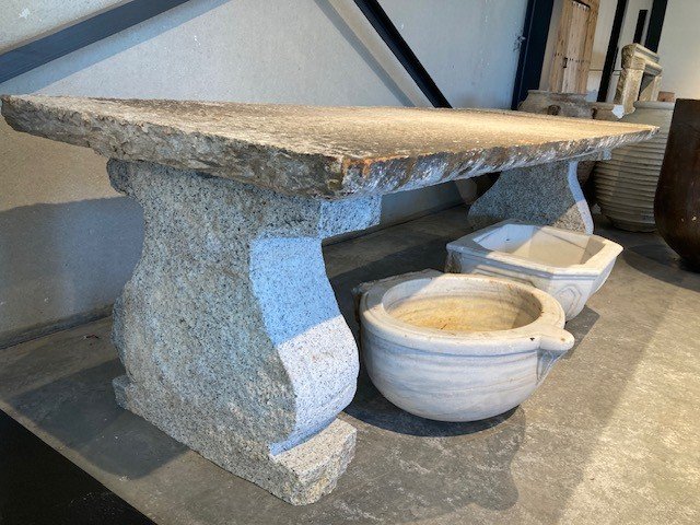Table En Pierre-photo-2