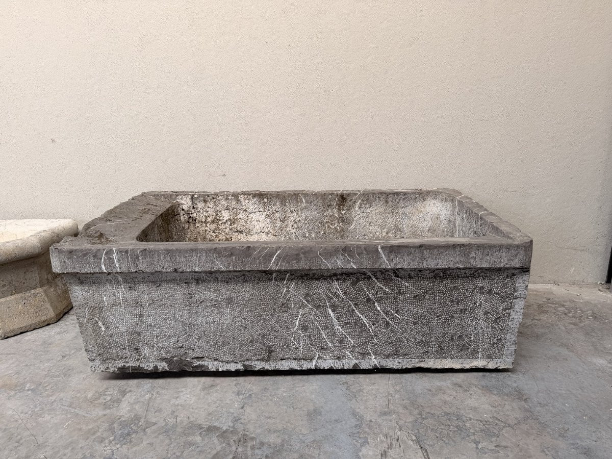 Auge ancienne et rare en Pierre Bleue-photo-2