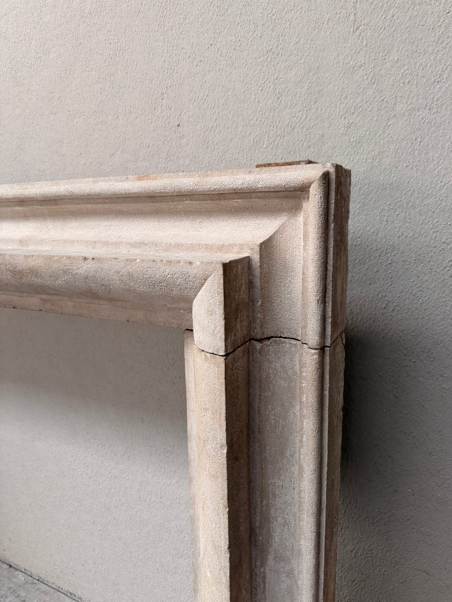 16th Century Italian Renaissance Style Limestone Fireplace-photo-2