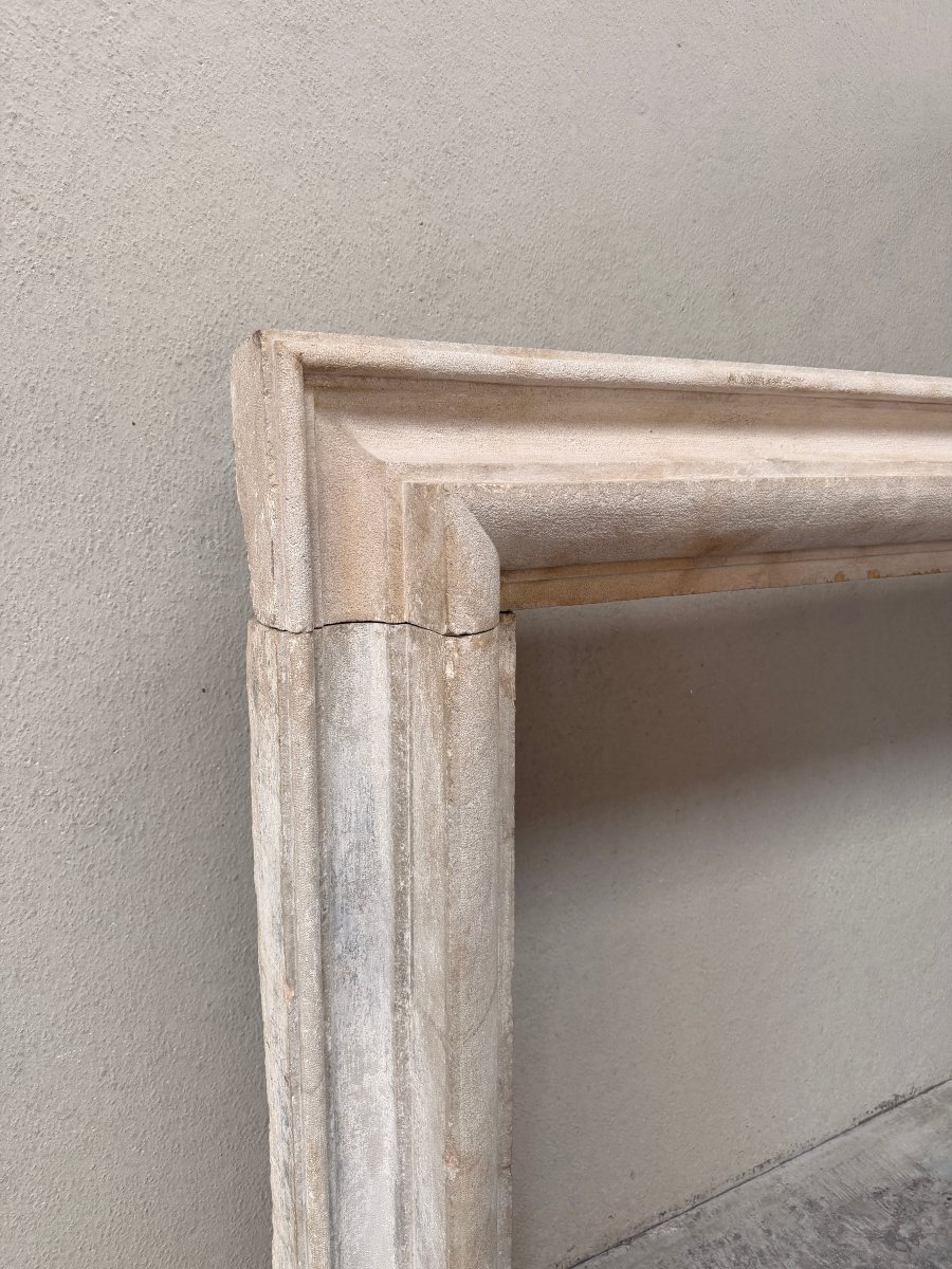 16th Century Italian Renaissance Style Limestone Fireplace-photo-3