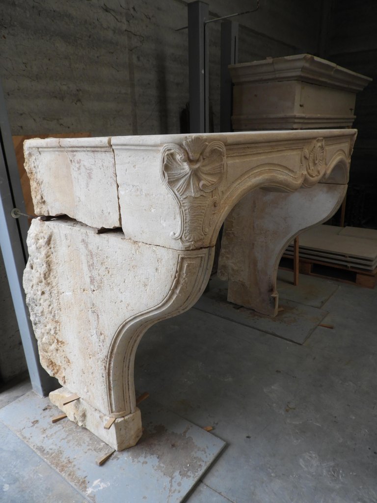 Regency Fireplace In French Limestone, 18th Century-photo-2