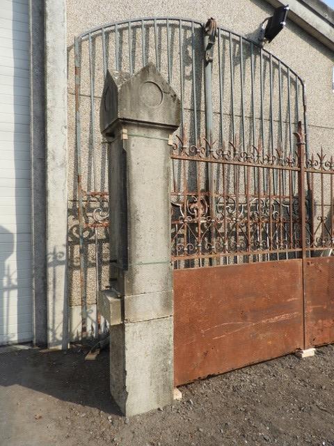 Iron Gate With 2 Stone Pillars, 19th Century-photo-1