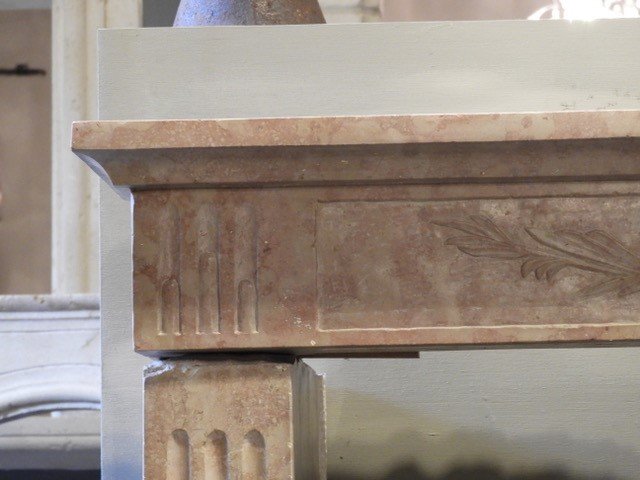 Cheminée Louis XVI En Pierre Blanche Bourguignonne De Couleur Rose, 19ième Siècle-photo-1