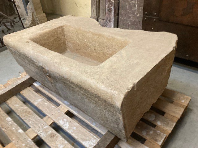 Hard Stone Horse Trough-photo-3