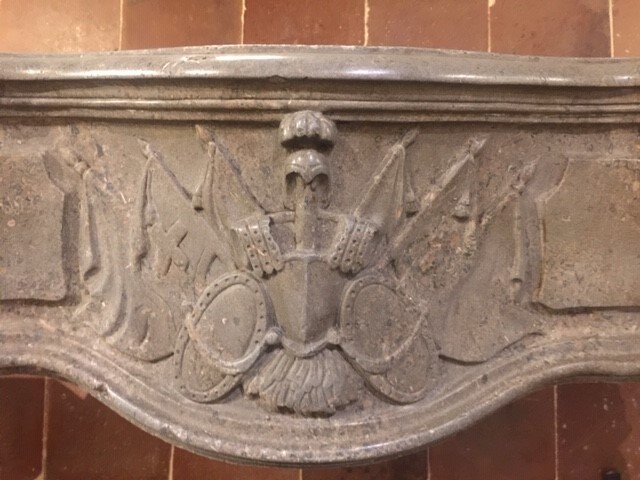 Fireplace In Grey Burgundian Stone ; Early 19th Century-photo-2