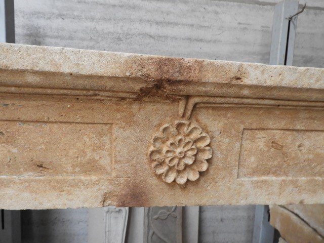 Cheminée En Pierre Blanche Française, 19ième Siècle-photo-1
