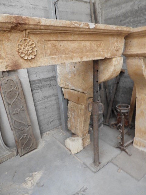Cheminée En Pierre Blanche Française, 19ième Siècle-photo-4