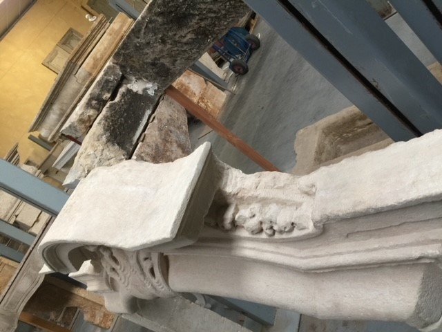 Italian Limestone Fireplace, 18th Century-photo-2