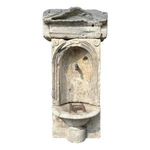Italian Limestone Niche With Fountain, Early 18th Century