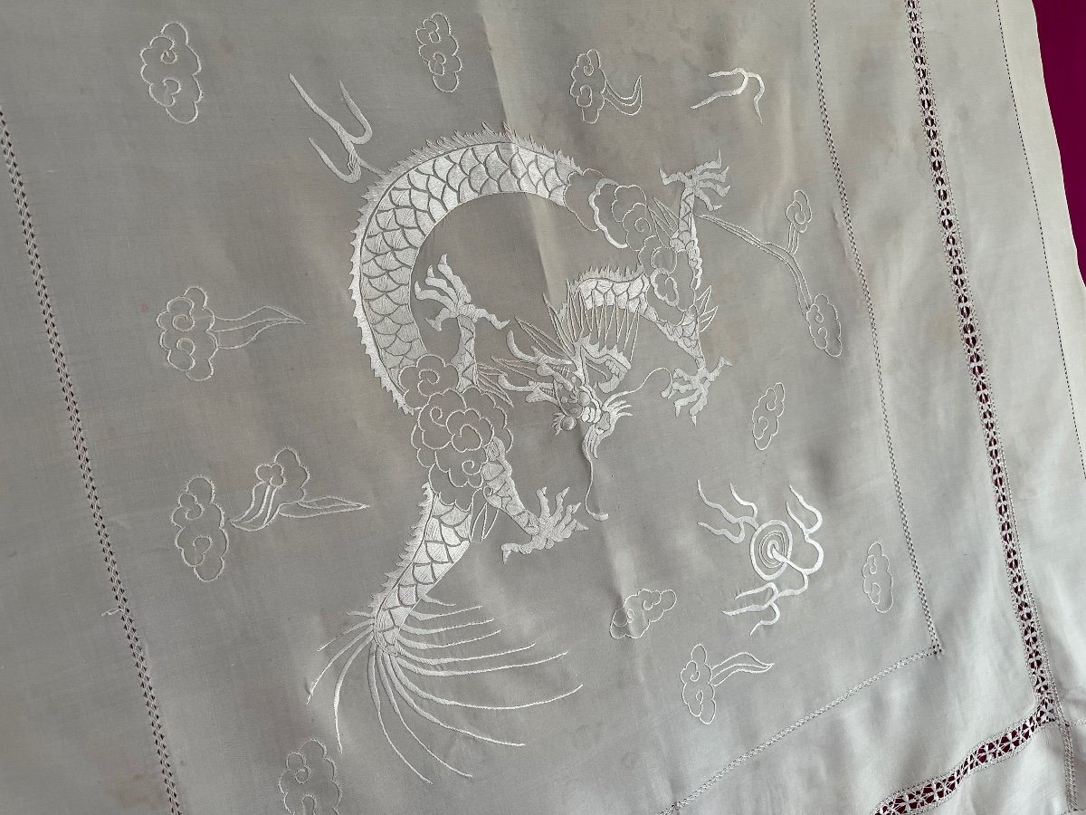 Nappe Surnappe Ancienne En Soie, Broderie Main,dragon,symbole Asie, Brodé Fil De Soie, Art Asie-photo-2