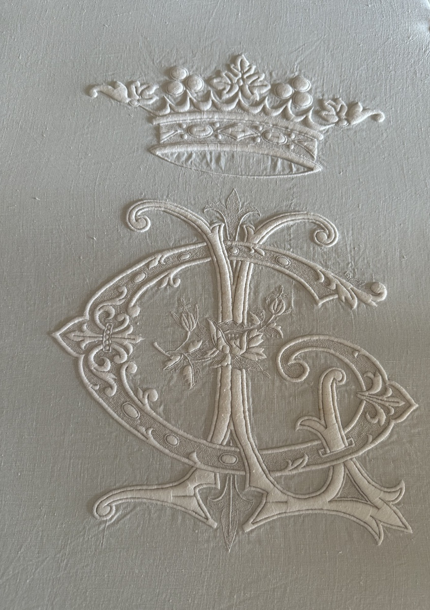 Antique Ceremonial Sheet, Linen Thread, Monogram Under A Marquis' Crown – Paris, 19th Century 360x245 -photo-2