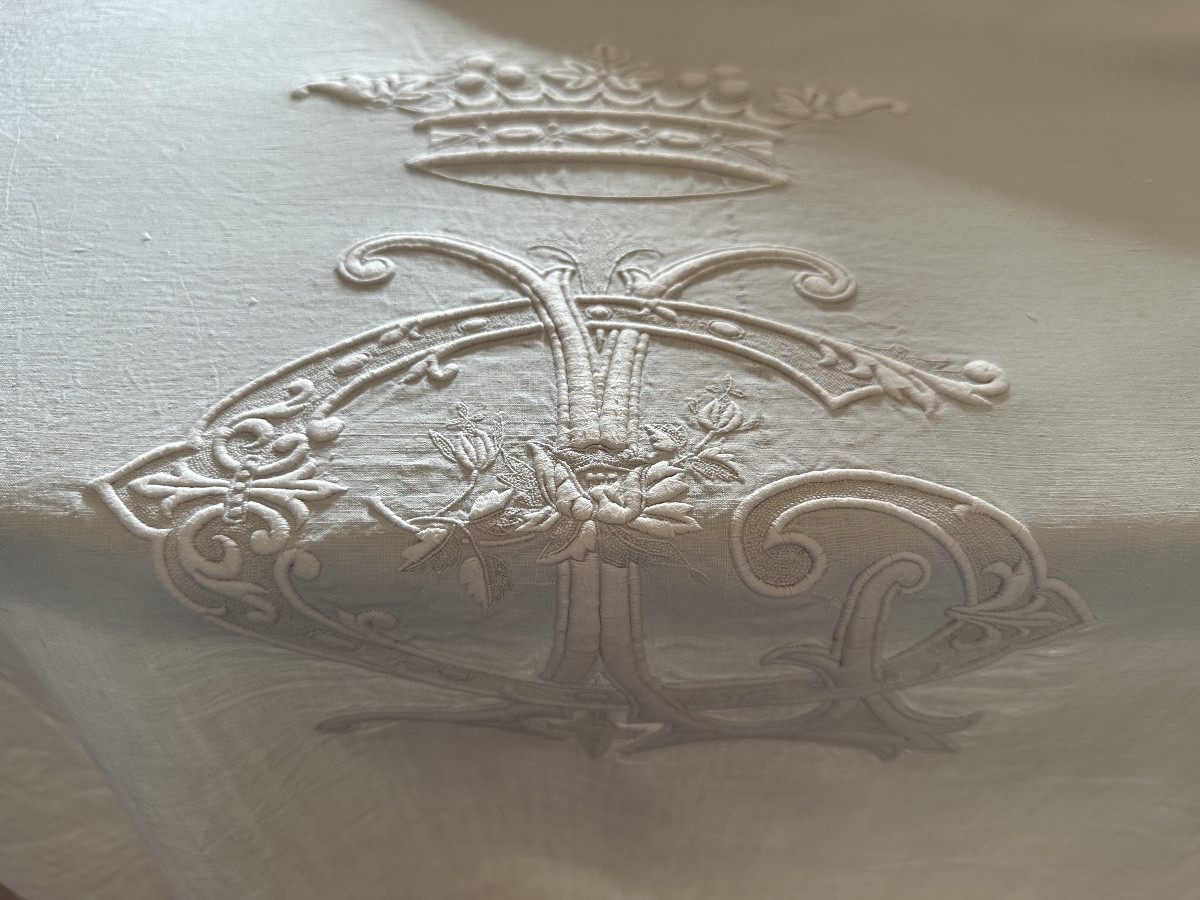 Antique Ceremonial Sheet, Linen Thread, Monogram Under A Marquis' Crown – Paris, 19th Century 360x245 -photo-3