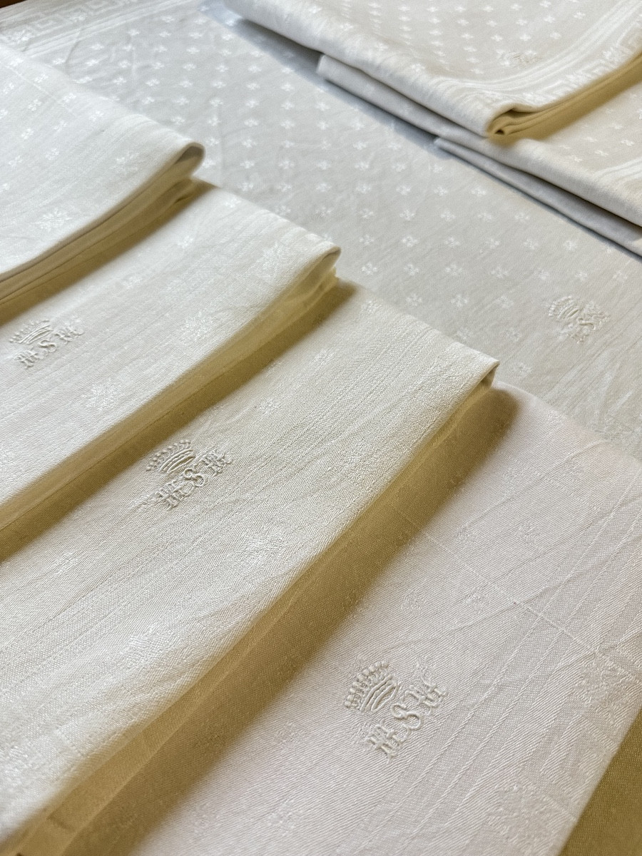 8 Antique Damask Linen Napkins, Crowned And Monogrammed Msm – 19th Century