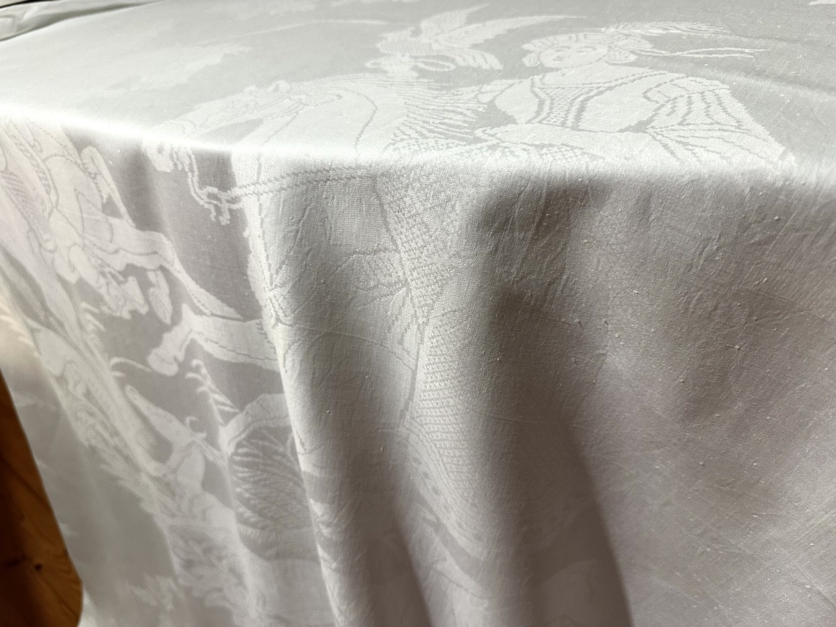 Antiquité nappe château ancienne fil lin et soie  Damassé chasse amazones XIXÈ broderie offerte-photo-5