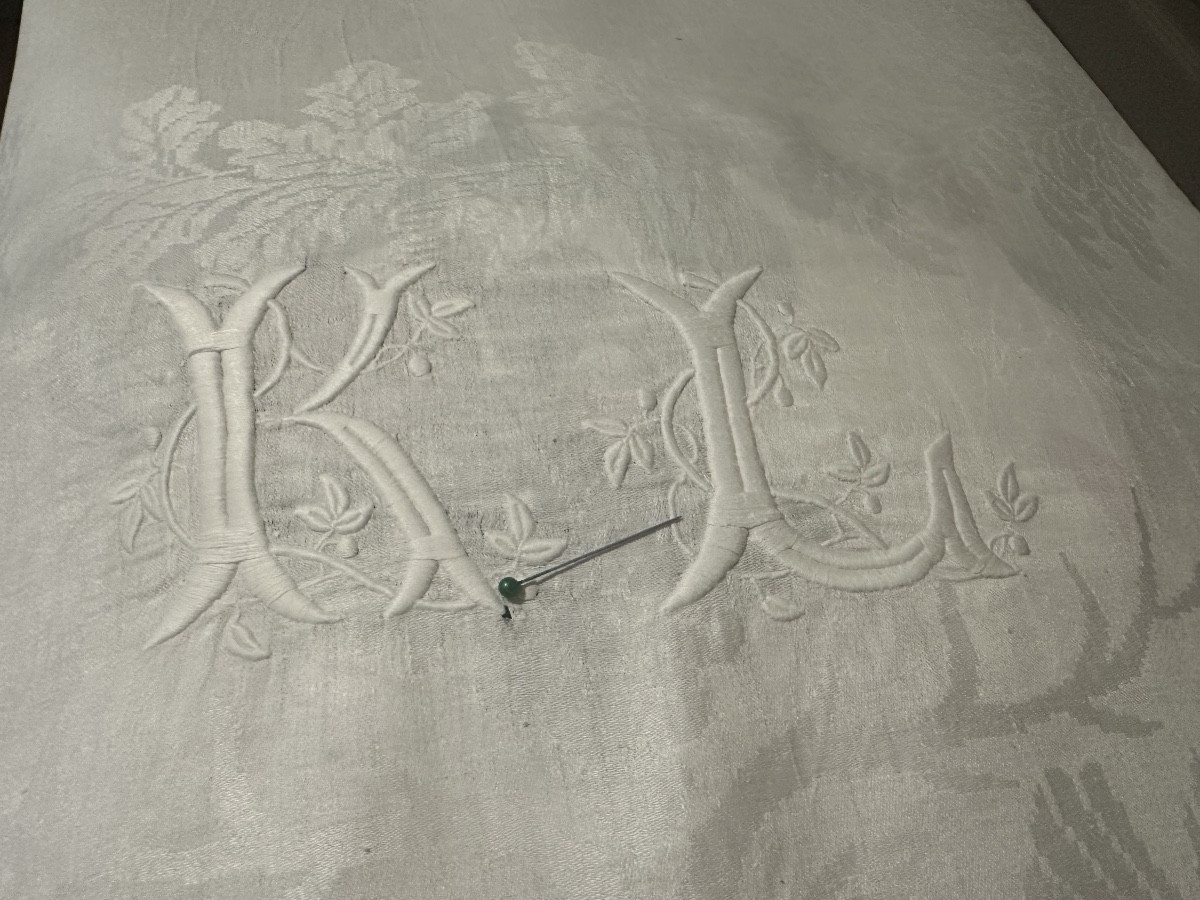 Antiquité nappe château ancienne fil lin et soie  Damassé chasse amazones XIXÈ broderie offerte-photo-2