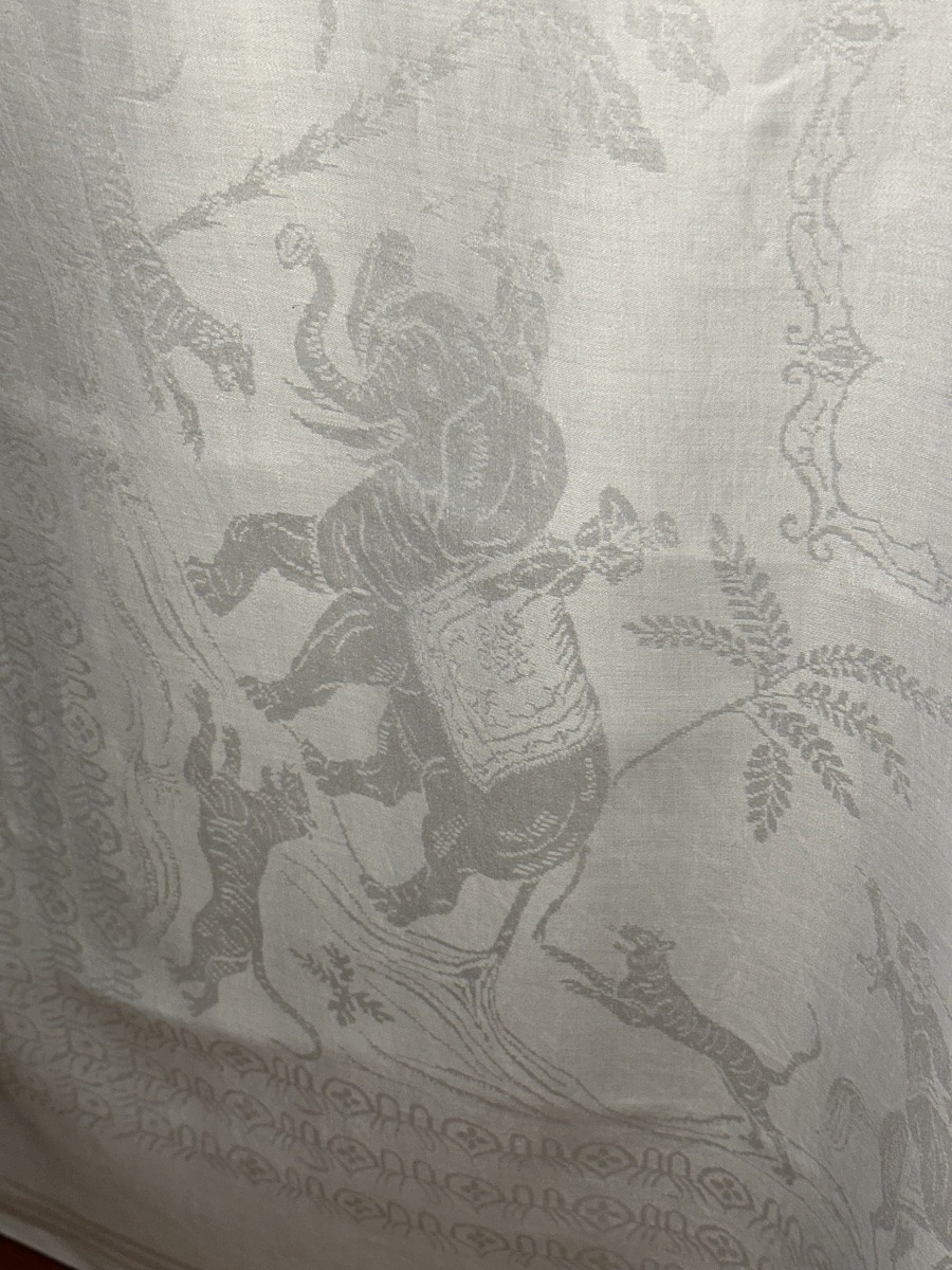 Large Antique Orientalist Damask Tablecloth With Elephants, Tigers, Exotic Hunting Monogram, 19th Century-photo-3