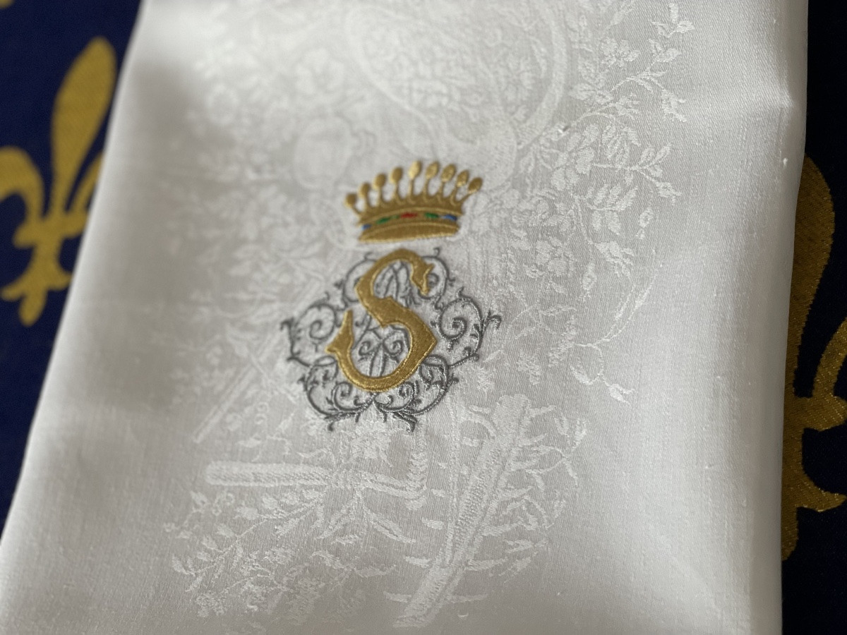 12 Serviettes anciennes damassées soie XIXᵉ siècle broderie d’armoiries  monogramme ancien-photo-5