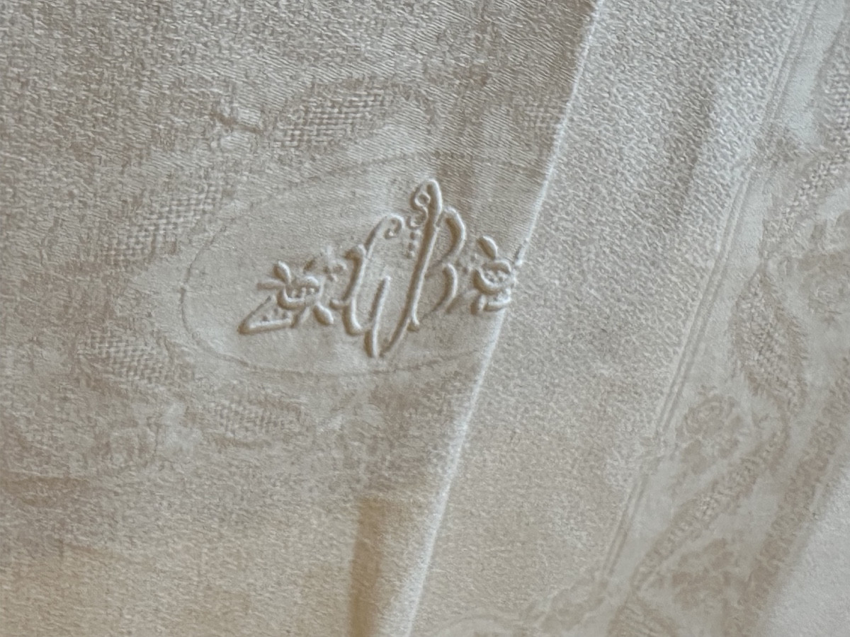 Large Antique Tablecloth In Pure Damask Linen, Flower Basket Motif, Lb Monogram, Belle époque 