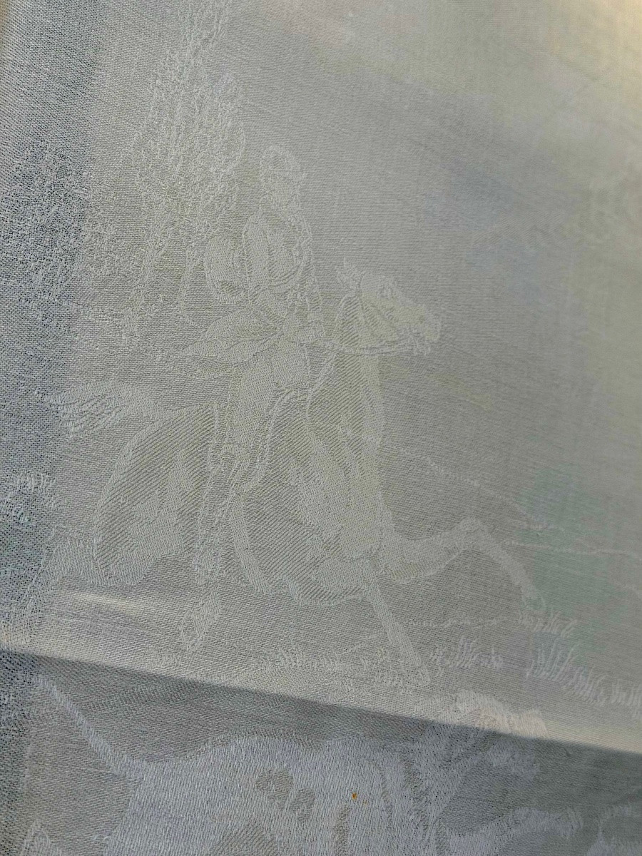 Antique Linen And Silk Damask Tablecloth With A Hunting Scene – Figurative Scene – 19th Century -photo-2