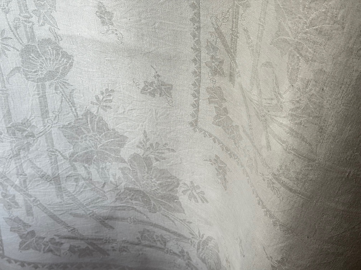Très grande nappe ancienne damassée 520 x 180 cm, lin et coton, décor floral et rubans-photo-4