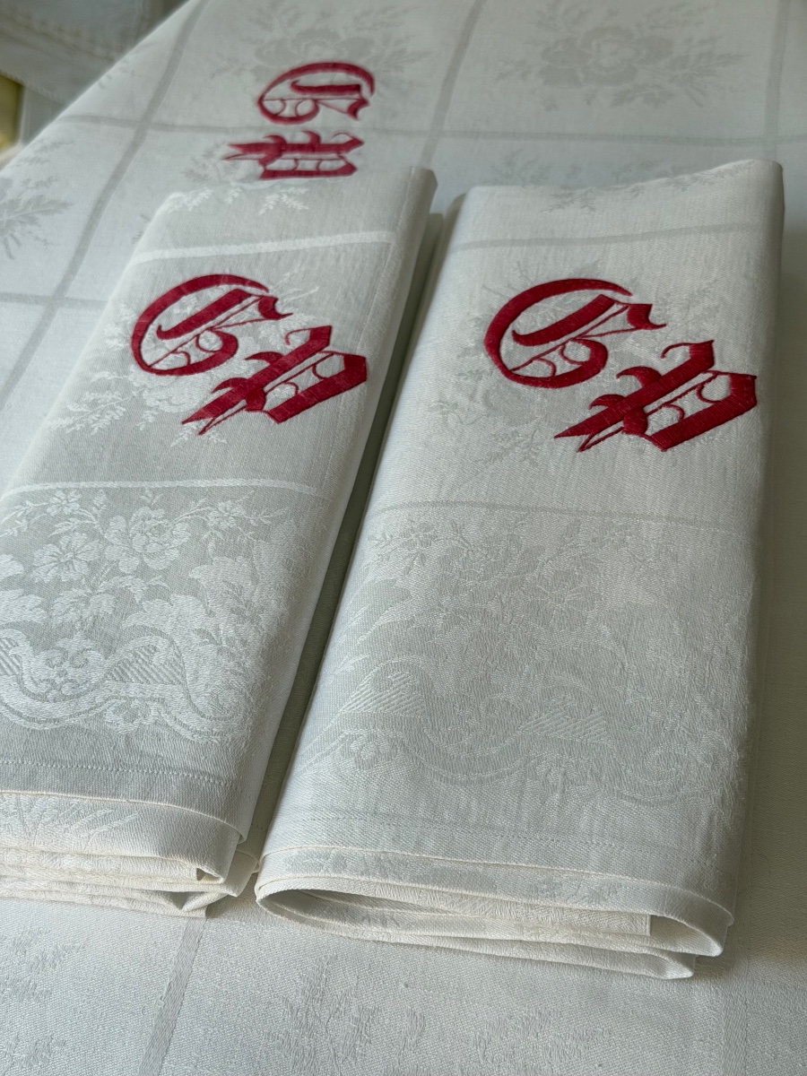 Belle époque White Damask Tableware Set (circa 1890–1910), Tablecloth 288x172, 11-piece Set 87x74-photo-2