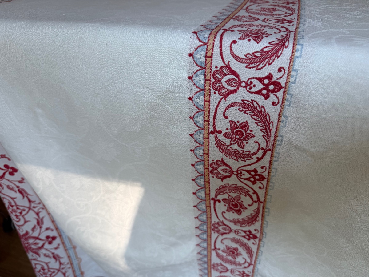 Large Napoleon III-style Damask Tablecloth – Red And Blue Printed Pattern – 200 X 170 Cm-photo-1