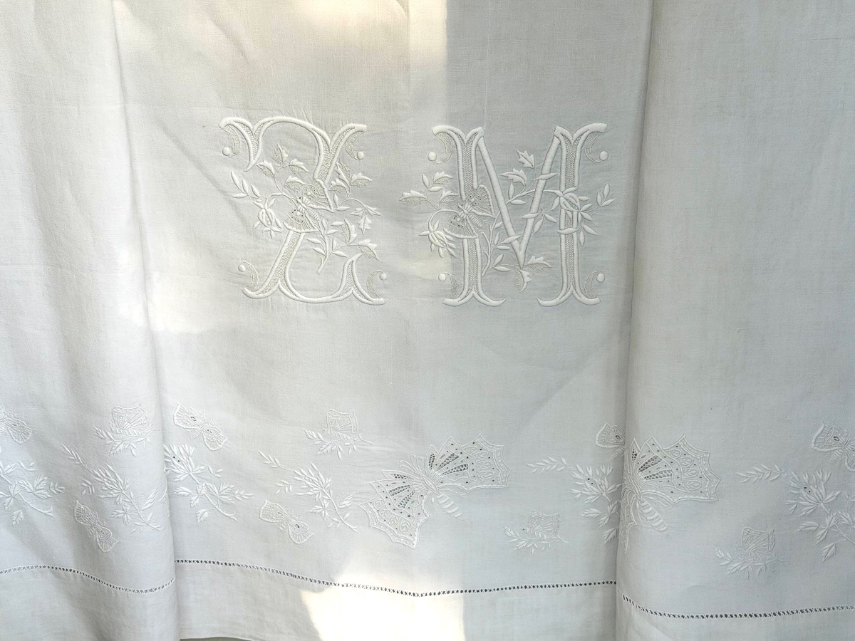 Antique Linen Sheet, 234 × 343 Cm – Large Lm Monogram, 33 × 17 Cm – Butterfly Embroidery
