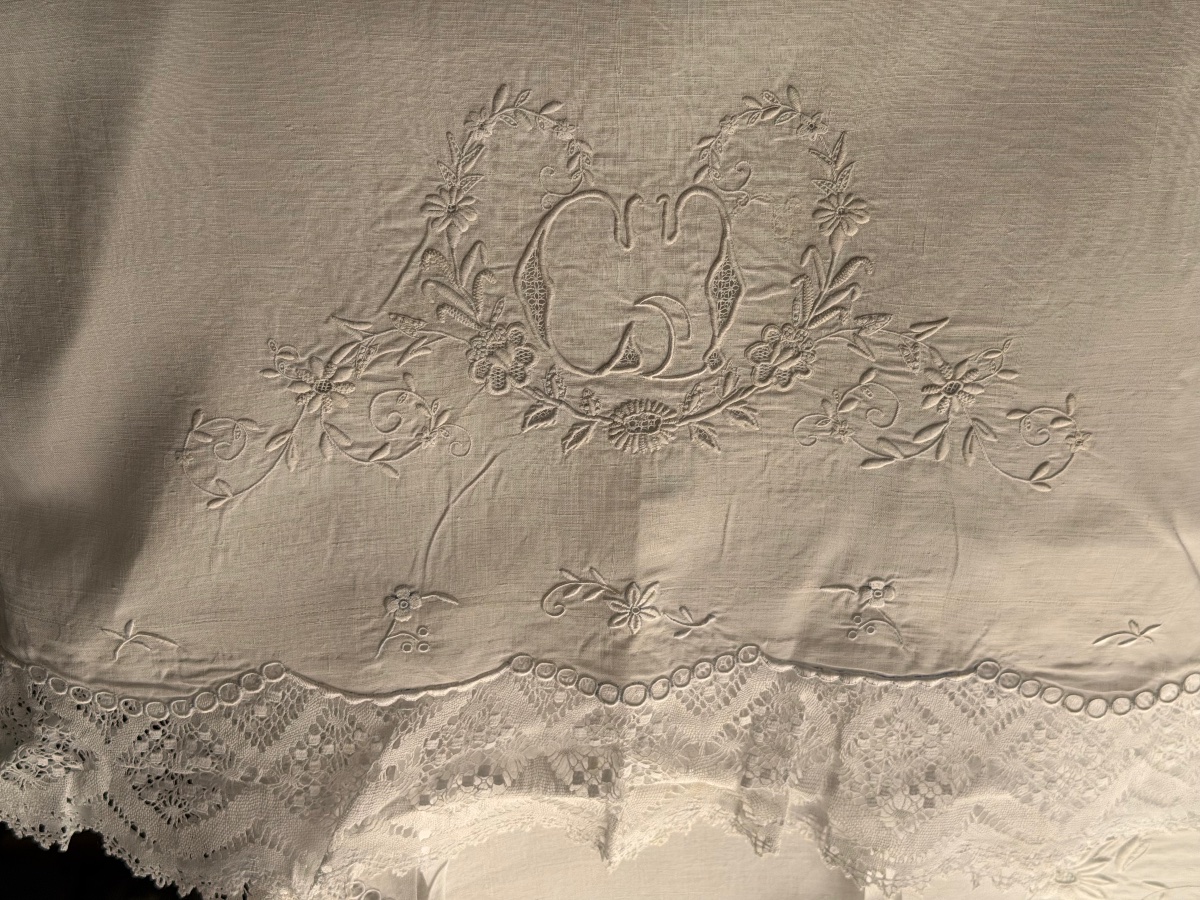 Parure trousseau ancienne en fil de lin Drap de mariage et ses 2 taies Monogramme CG Dentelle -photo-2