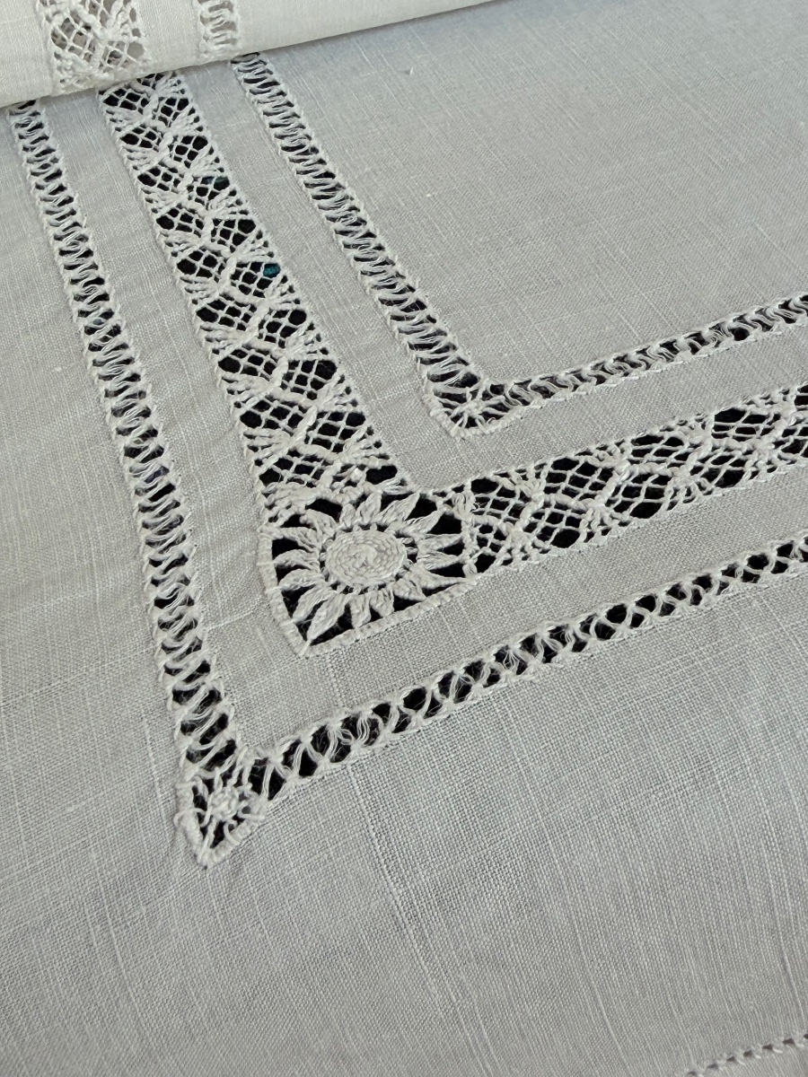 12 Vintage Linen-thread Napkins, Hand-embroidered Monogram, Needle-lace Design, 85x68-photo-4