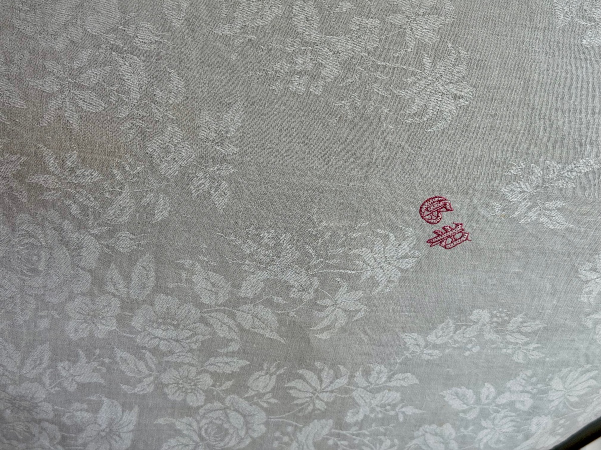 Service de table ancien lin damassé, nappe ovale 11 serviettes,monogramme GP, fin Napoléon  III-photo-3