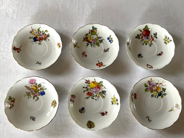 Rare service à thé en porcelaine de Herend Théière, sucrier, pot à lait, 6 tasses 6 soucoupes -photo-4