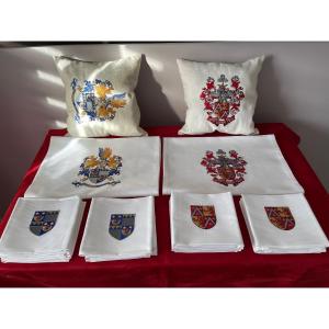 Coat Of Arms, Old Monograms, Crowns, Old Fabric Embroidery Design, Crest, Coat Of Arms, Heraldry