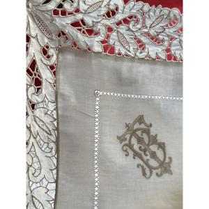 Antiquité – Paire de taies d’oreiller en fil de lin, broderie Richelieu et monogramme BT, XIXe 