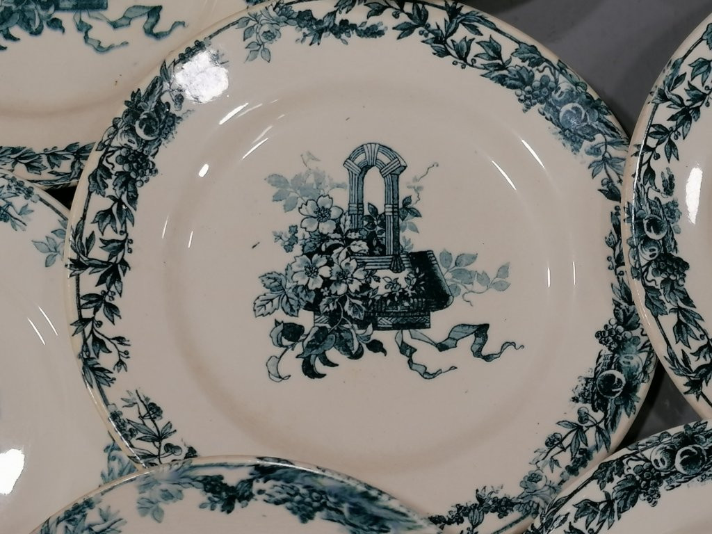 22 Assiettes Plate - Choisy-le-roi - XIX ème - En Faïence Bleu Roy-photo-1