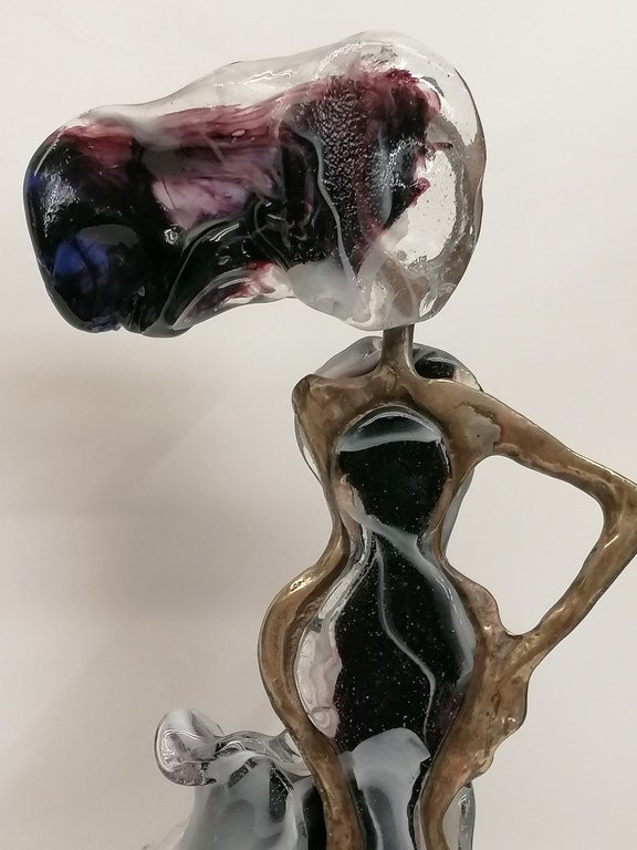 " Sculpture Signé Yves Lohe - Bronze Et Pâte De Verre - La Dame Aux Vents " -photo-3