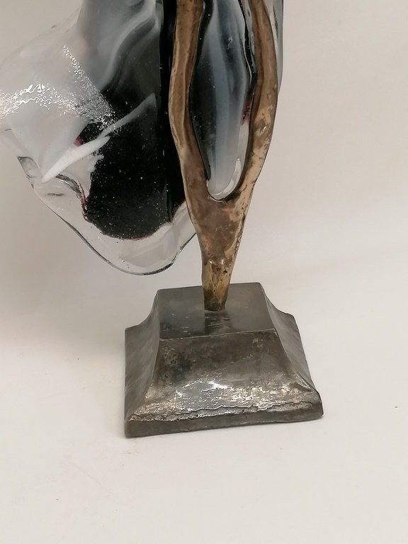 " Sculpture Signé Yves Lohe - Bronze Et Pâte De Verre - La Dame Aux Vents " -photo-6